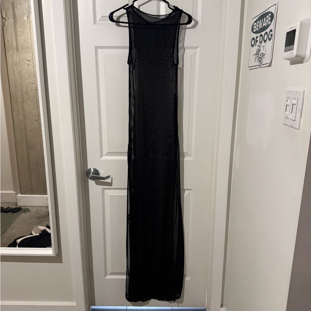 Elegant Black Sleeveless Dress